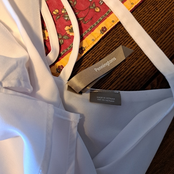 Penningtons white lined camisole size 1X - Picture 5 of 5
